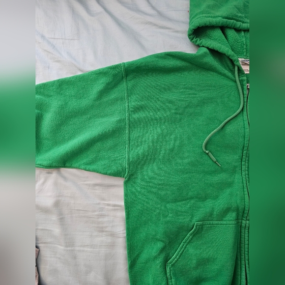 Bundle XL Stephen Amell F*ck Cancer Tshirt & Sinceriously Green Arrow Zip Hoodie - Picture 4 of 10